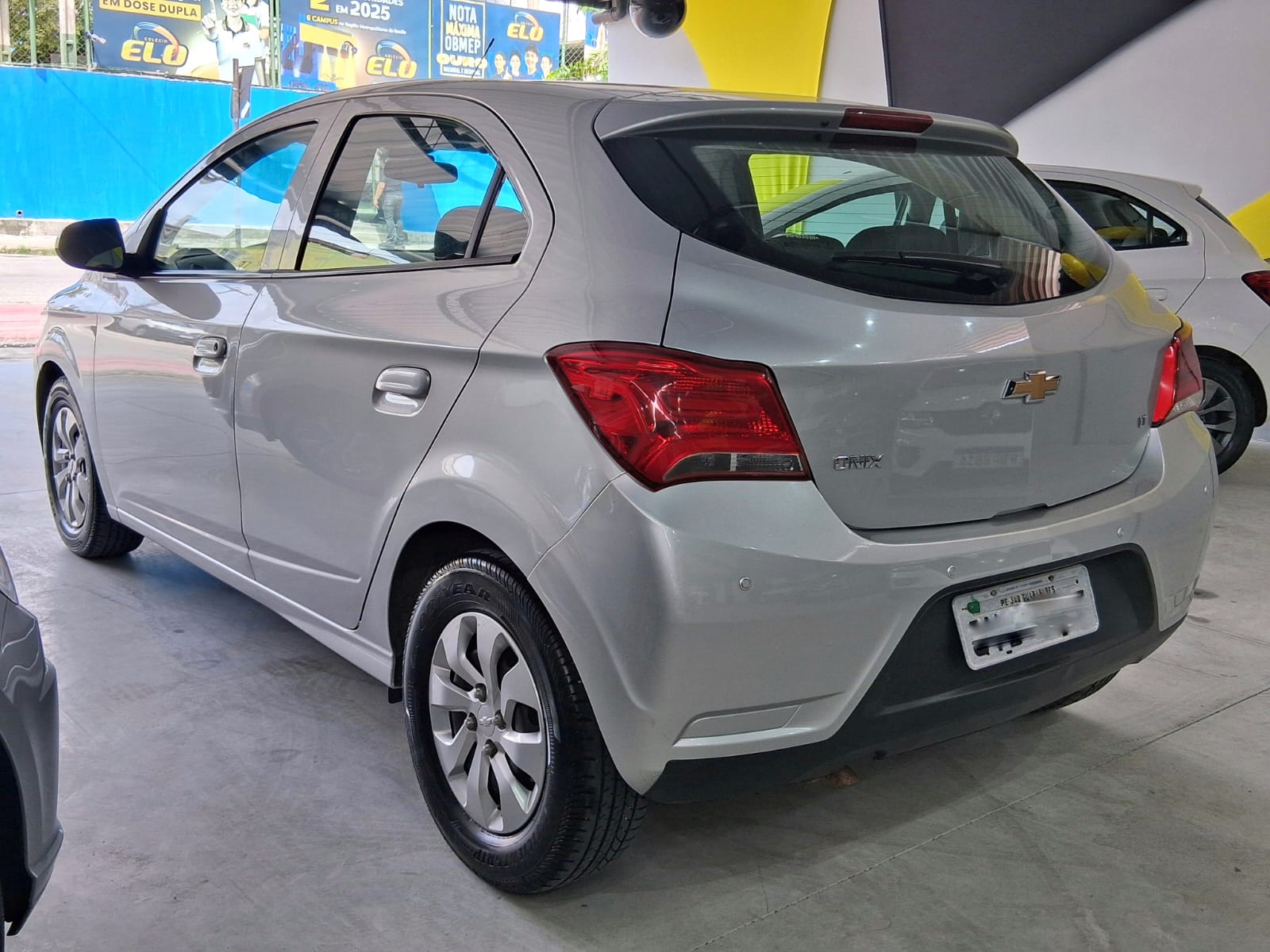 CHEVROLET         ONIX
