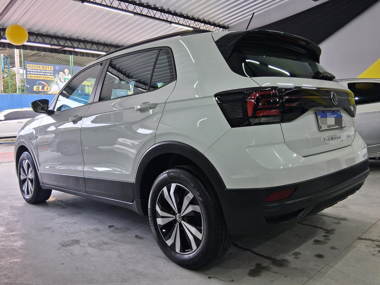 VOLKSWAGEN         T-CROSS
